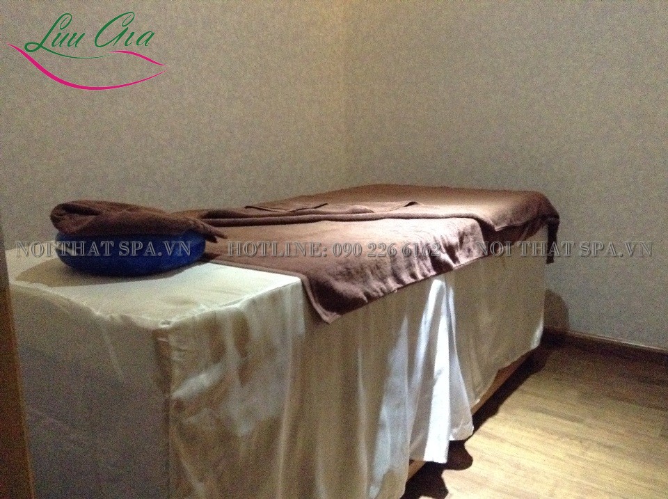 ghe-massage-chan-giuong-massage-bon-tam-go-ghe-cat-toc-cicilia-spa-da-nang